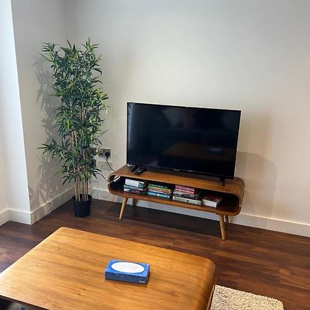 Stunning Manchester City Centre Apartment! Ideal For Small Groups Экстерьер фото