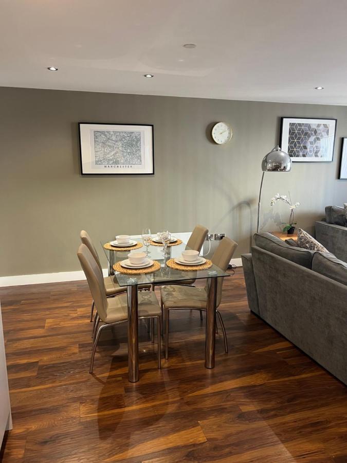 Stunning Manchester City Centre Apartment! Ideal For Small Groups Экстерьер фото