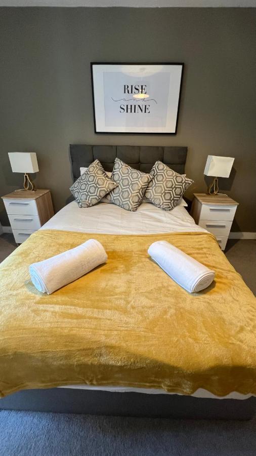 Stunning Manchester City Centre Apartment! Ideal For Small Groups Экстерьер фото